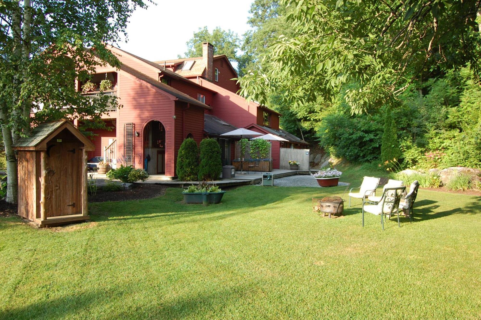 Shaker Mill Inn West Stockbridge Exterior photo